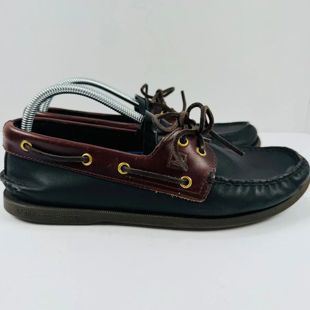 Sperry Top-Sider Mens 11 M Authentic Original 2-Eye Leather Boat Shoes 0191486